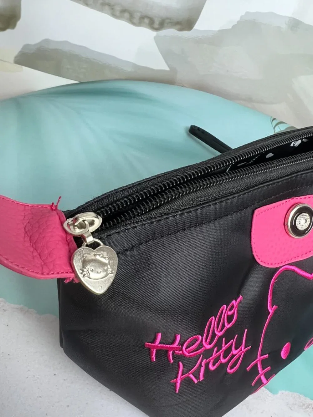 Hello Kitty MAKEUP BAG